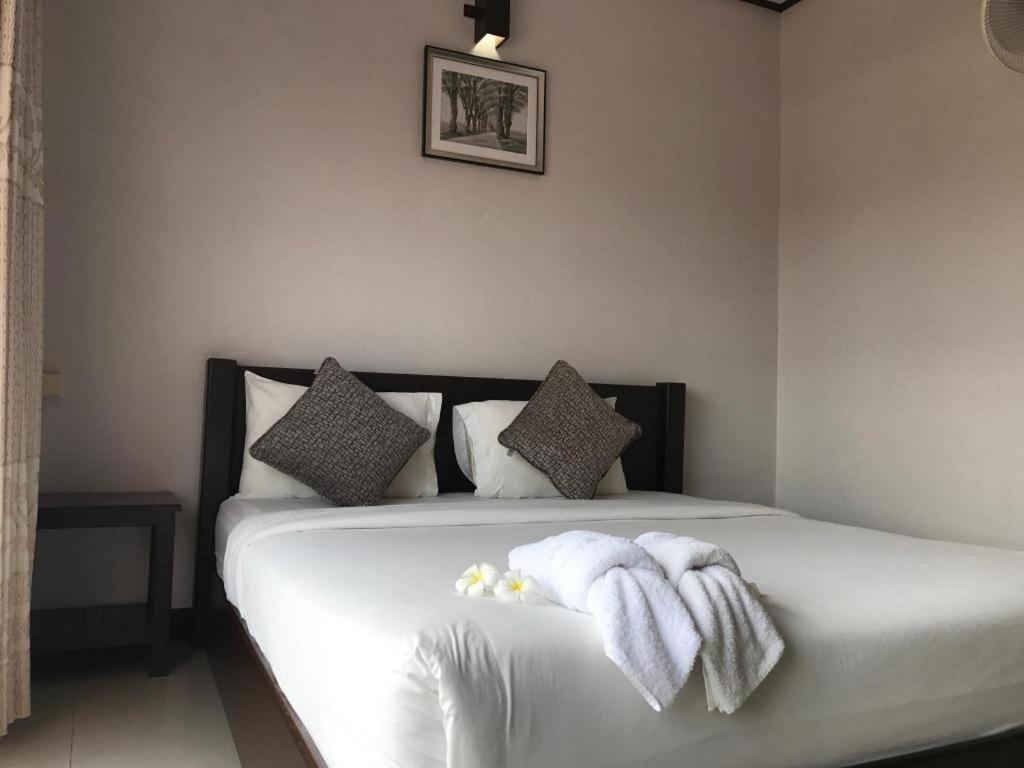 Phou Ang Kham 2 Hotel Ванг Виенг Екстериор снимка