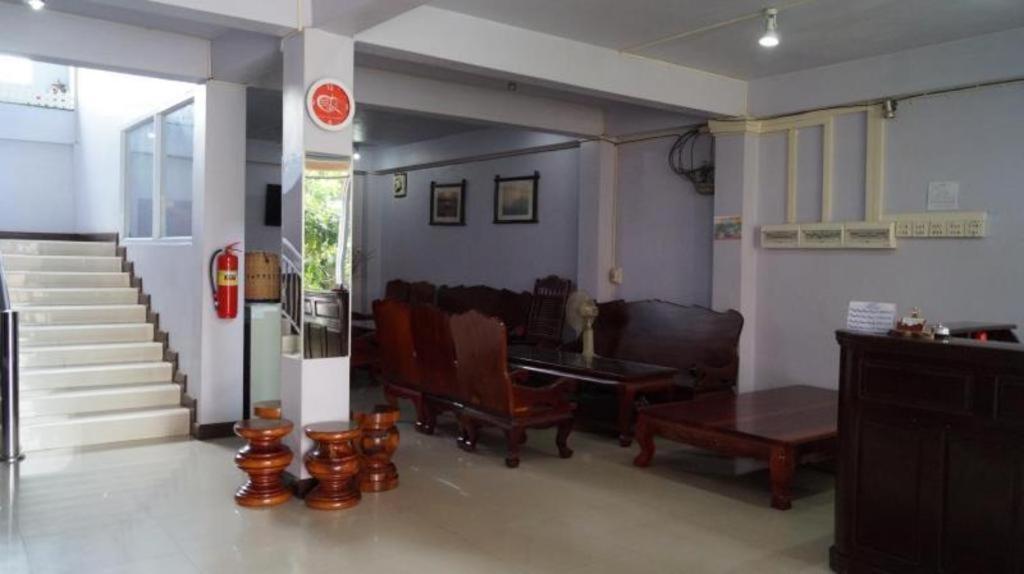 Phou Ang Kham 2 Hotel Ванг Виенг Екстериор снимка