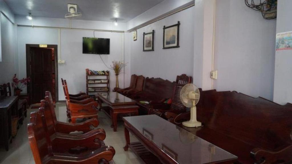 Phou Ang Kham 2 Hotel Ванг Виенг Екстериор снимка