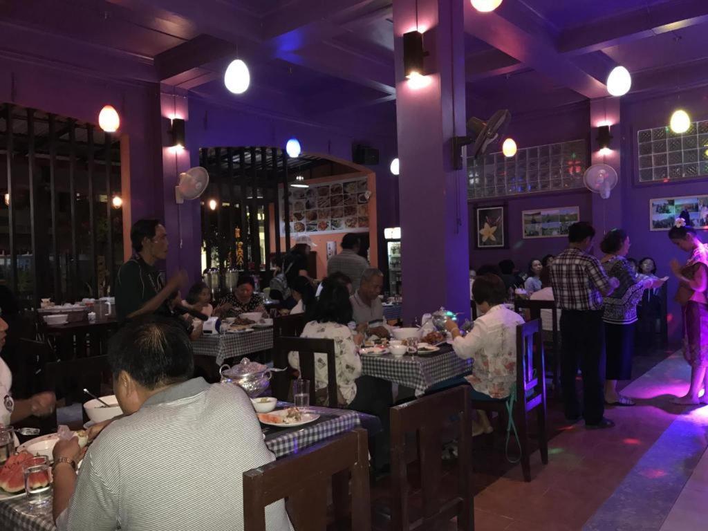 Phou Ang Kham 2 Hotel Ванг Виенг Екстериор снимка