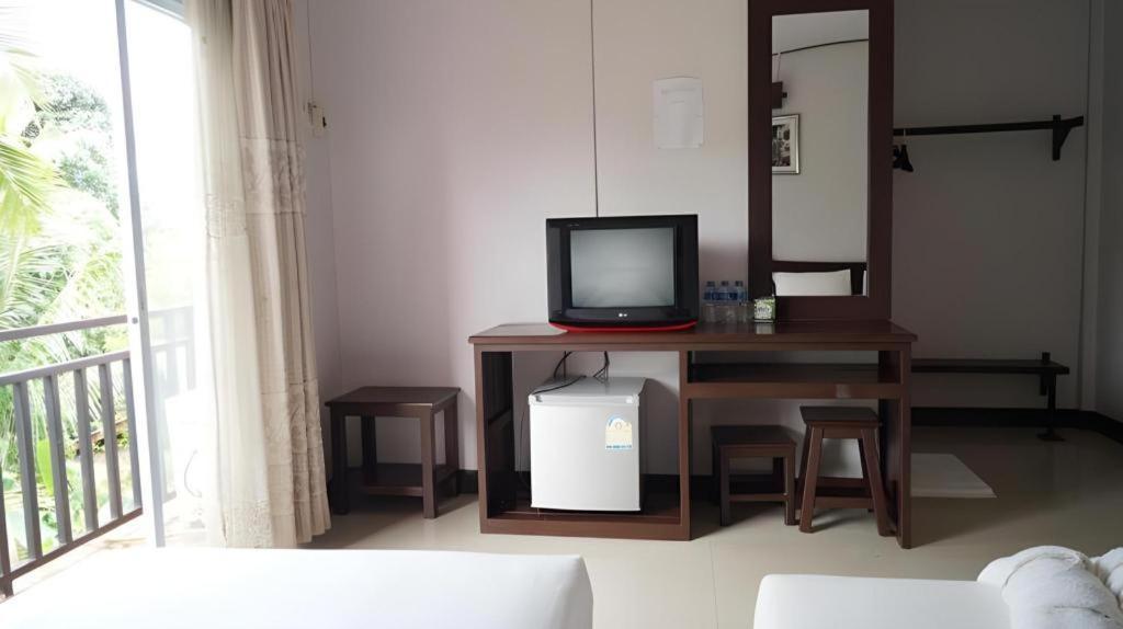 Phou Ang Kham 2 Hotel Ванг Виенг Екстериор снимка