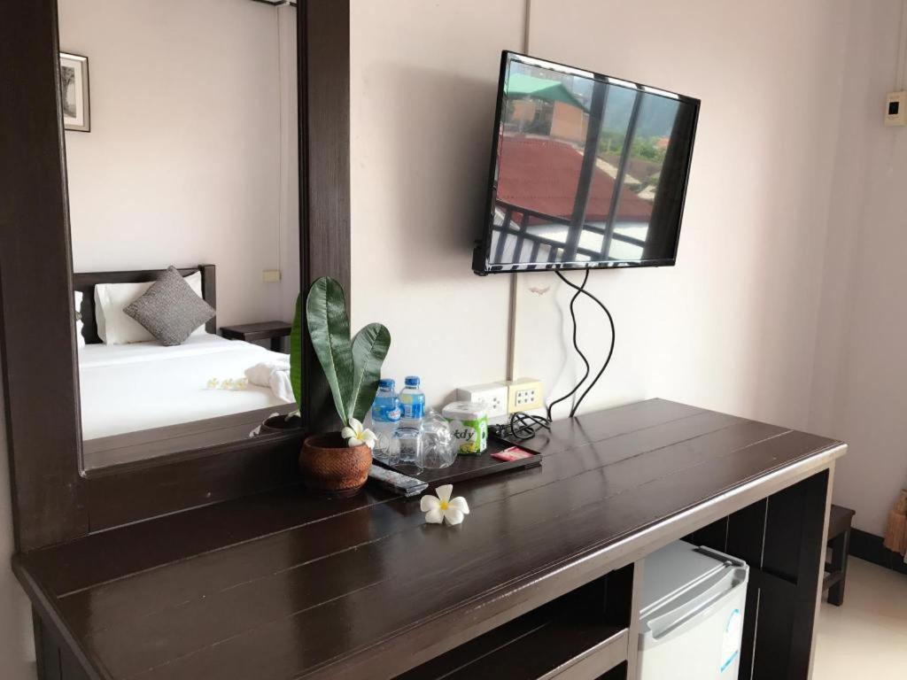 Phou Ang Kham 2 Hotel Ванг Виенг Екстериор снимка