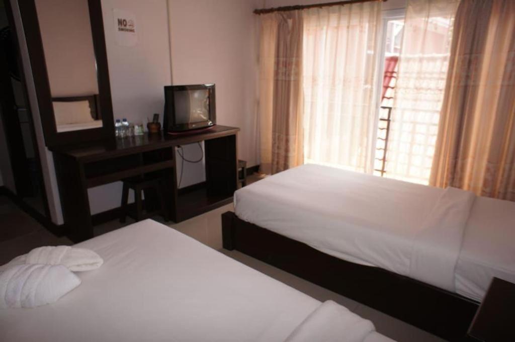 Phou Ang Kham 2 Hotel Ванг Виенг Екстериор снимка